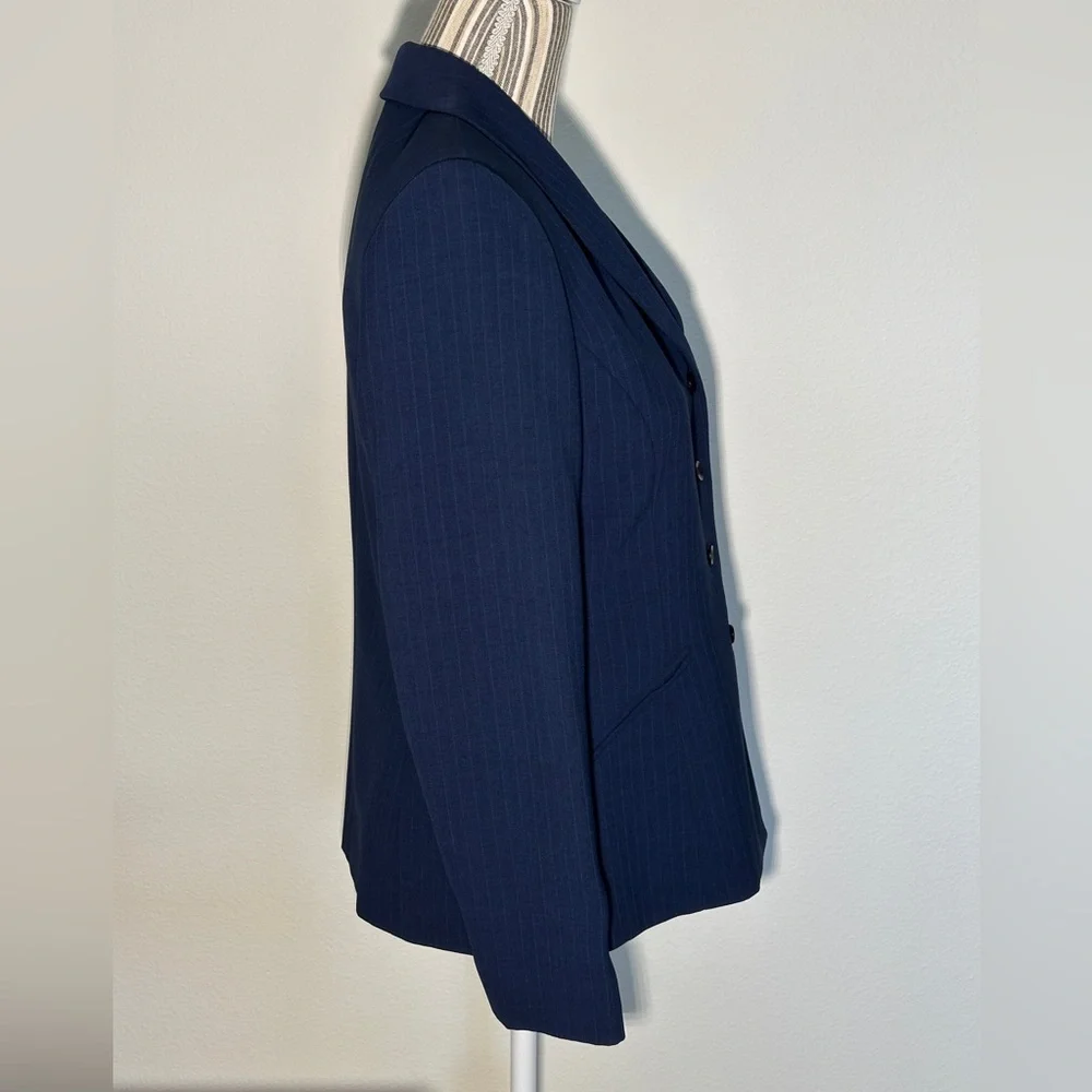 New Suit size 8 Petite Sophisticate pant suit - Picture 3 of 16